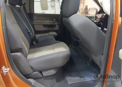 2010 Dodge Ram 1500 Slt/Sport/Trx z USA, uszkodzony, nr VIN 1D7RV1CT2AS171638